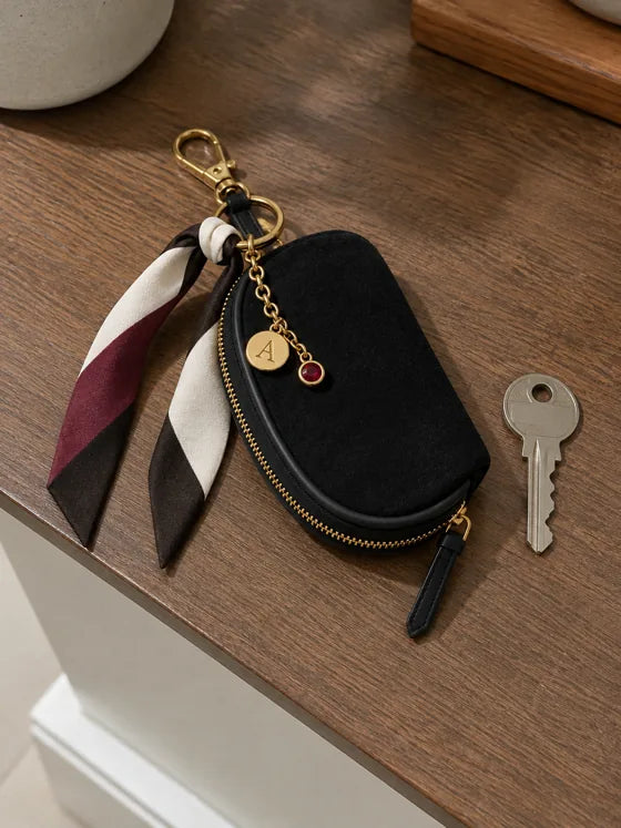 Lifestyle imagery: Styled Black Mini in an evening entryway
